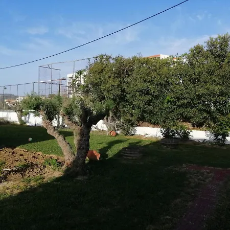 בית נופש Vila. Dionysos אגיוס גיורגיוס